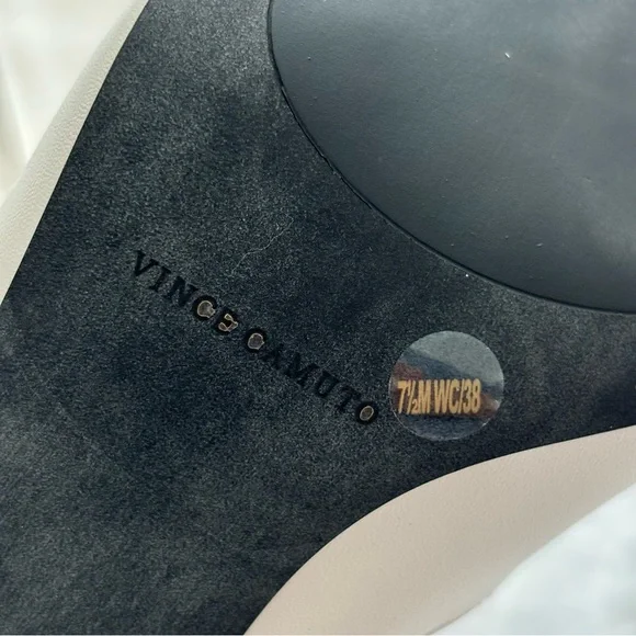 VINCE CAMUTO Alessa Cream Leather Wide Calf Knee High Heeled Boots--NEW--7.5WC - Picture 11 of 14